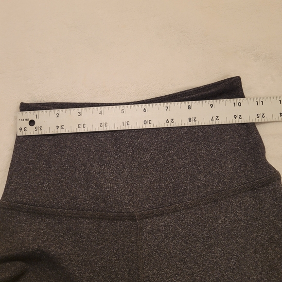 Beyond Yoga Women's Activewear Bundle Leggings & Top Mixed Sizes & Styles - Picture 15 of 16